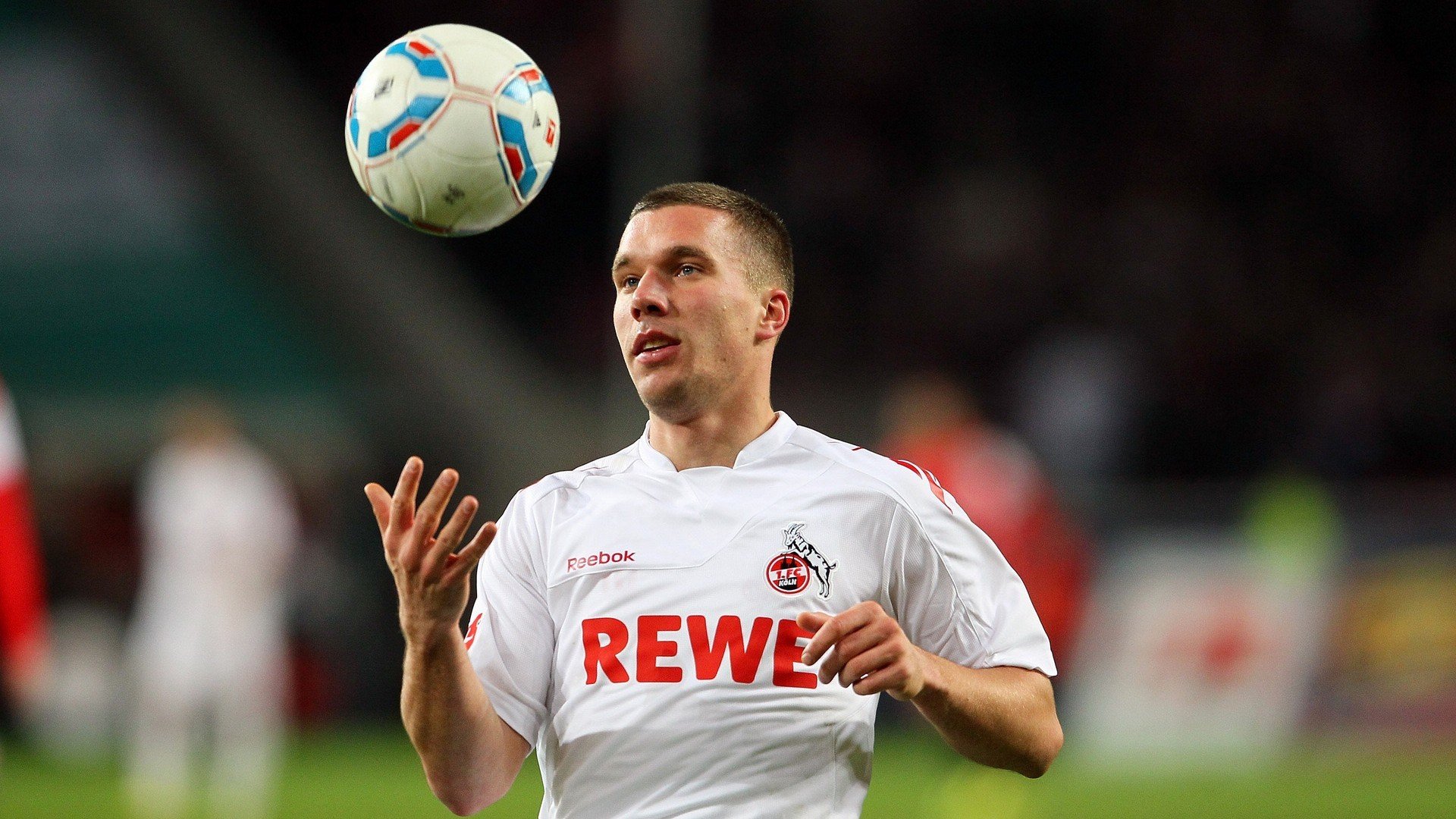 哈兰德双响加机器人舞,曼城3-1伯恩茅斯取主场9连胜,哈兰德曼城队长