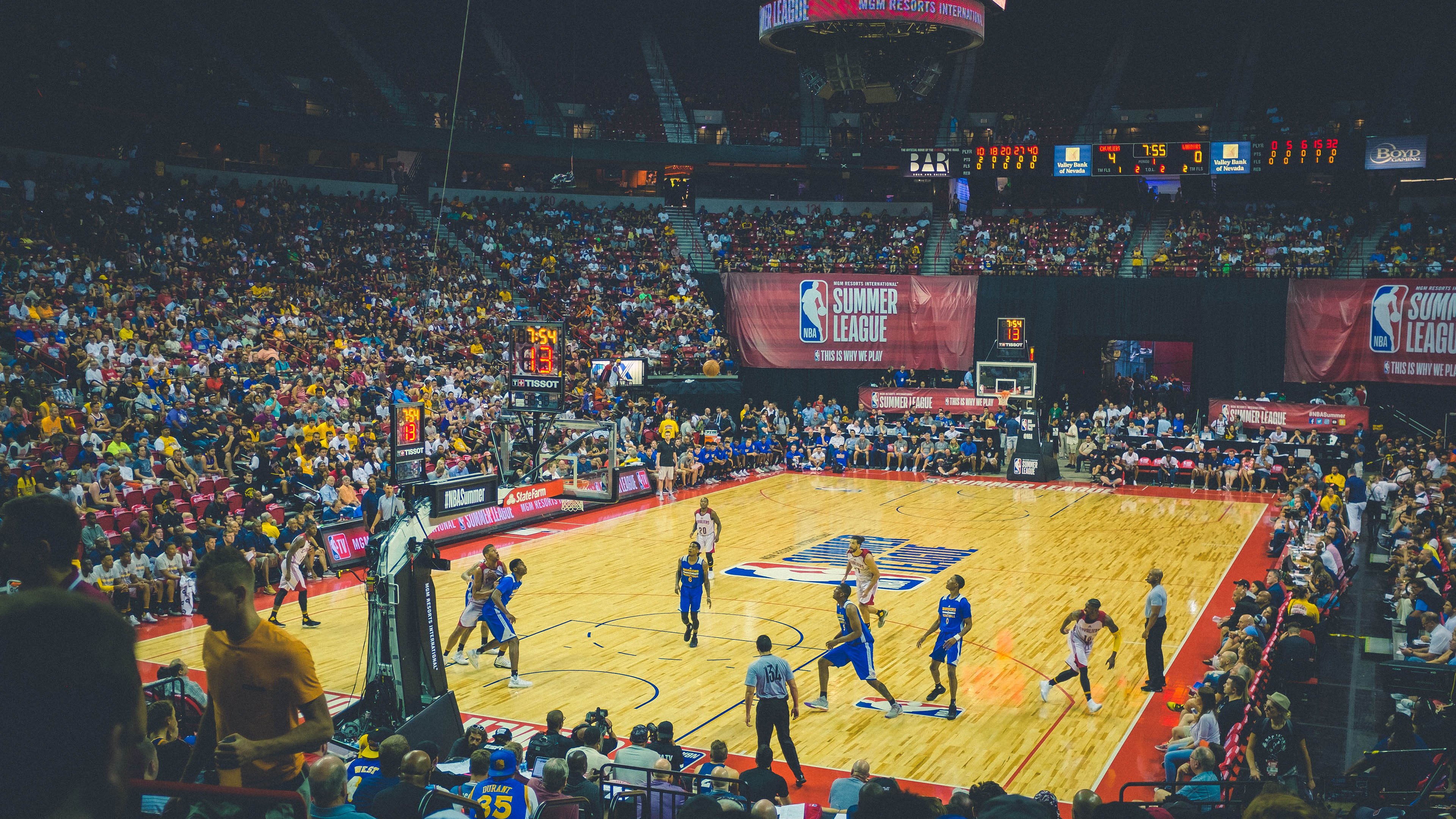 季后赛最燃瞬间合集:绝杀、爆炸得分、精彩防守!,季后赛绝杀最多的球员